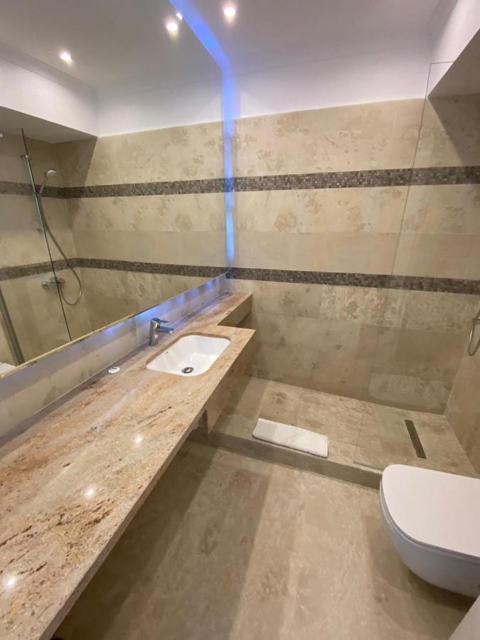 Apartament Ella Front View 那沃达利 外观 照片